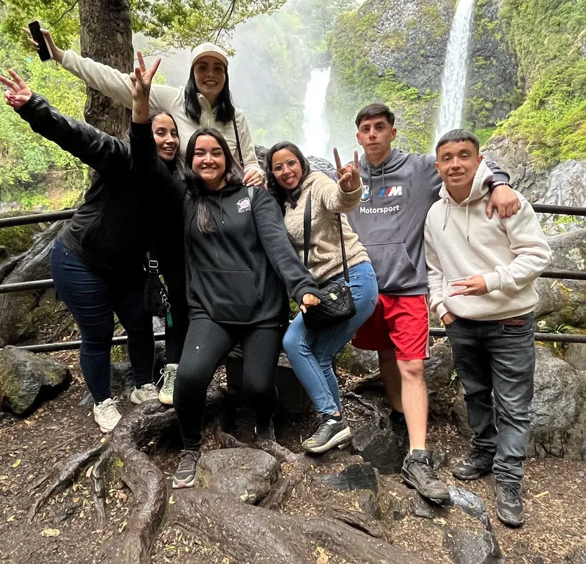 Viajero de Xturismo en Pucón, Huilo Huilo, Termas y Centro de Montaña Pillán